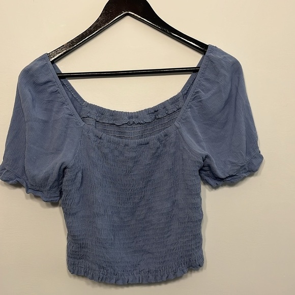 Paper Crane Blue Smocked Puff Sleeve Crop Top - Size M - Picture 2 of 5
